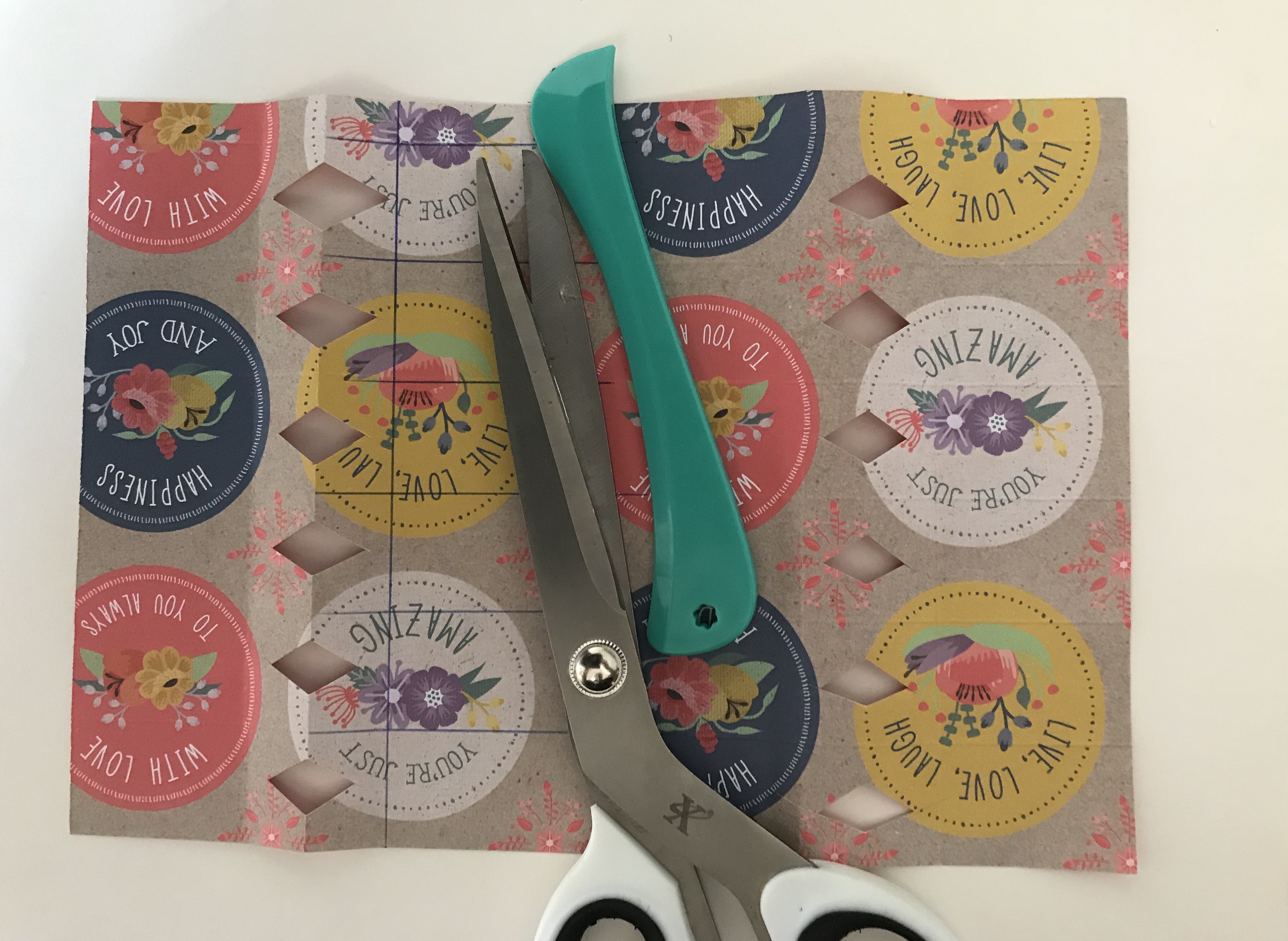 B52DDCAD-1080-4603-9E3A-AF8557627AC2