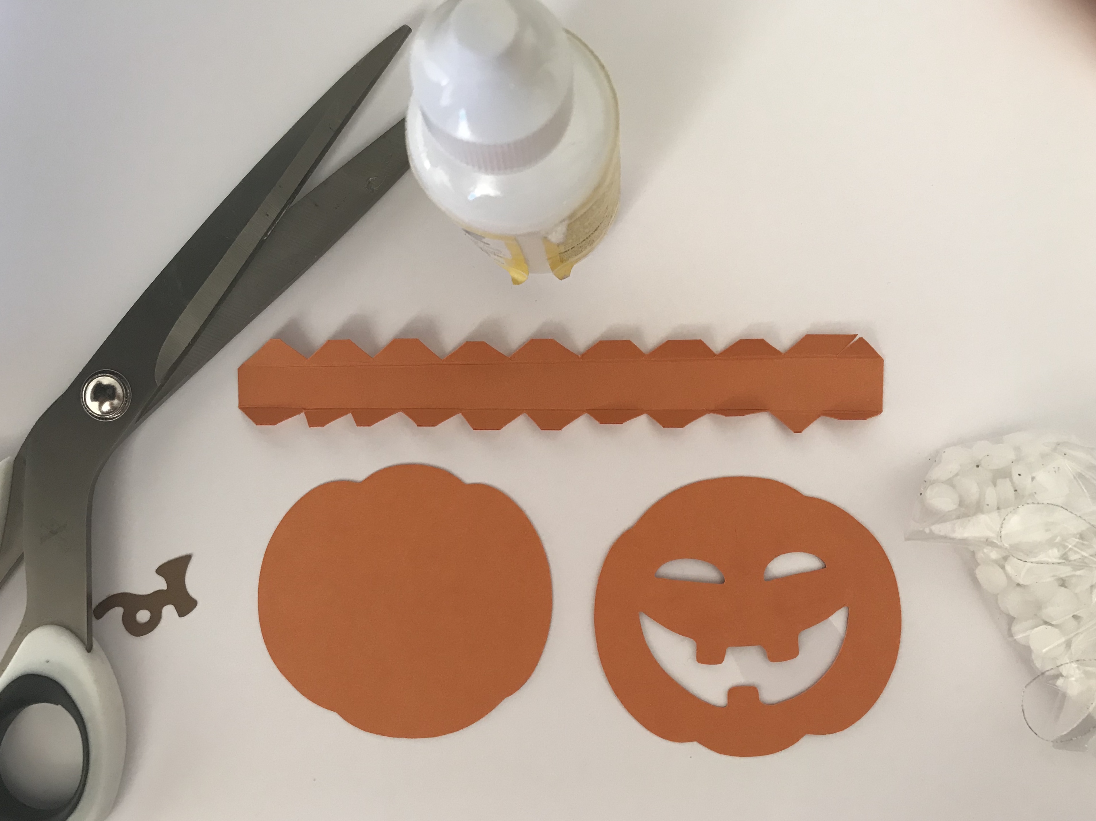 68FDD218-5250-42D4-9EED-5B90E649B39F